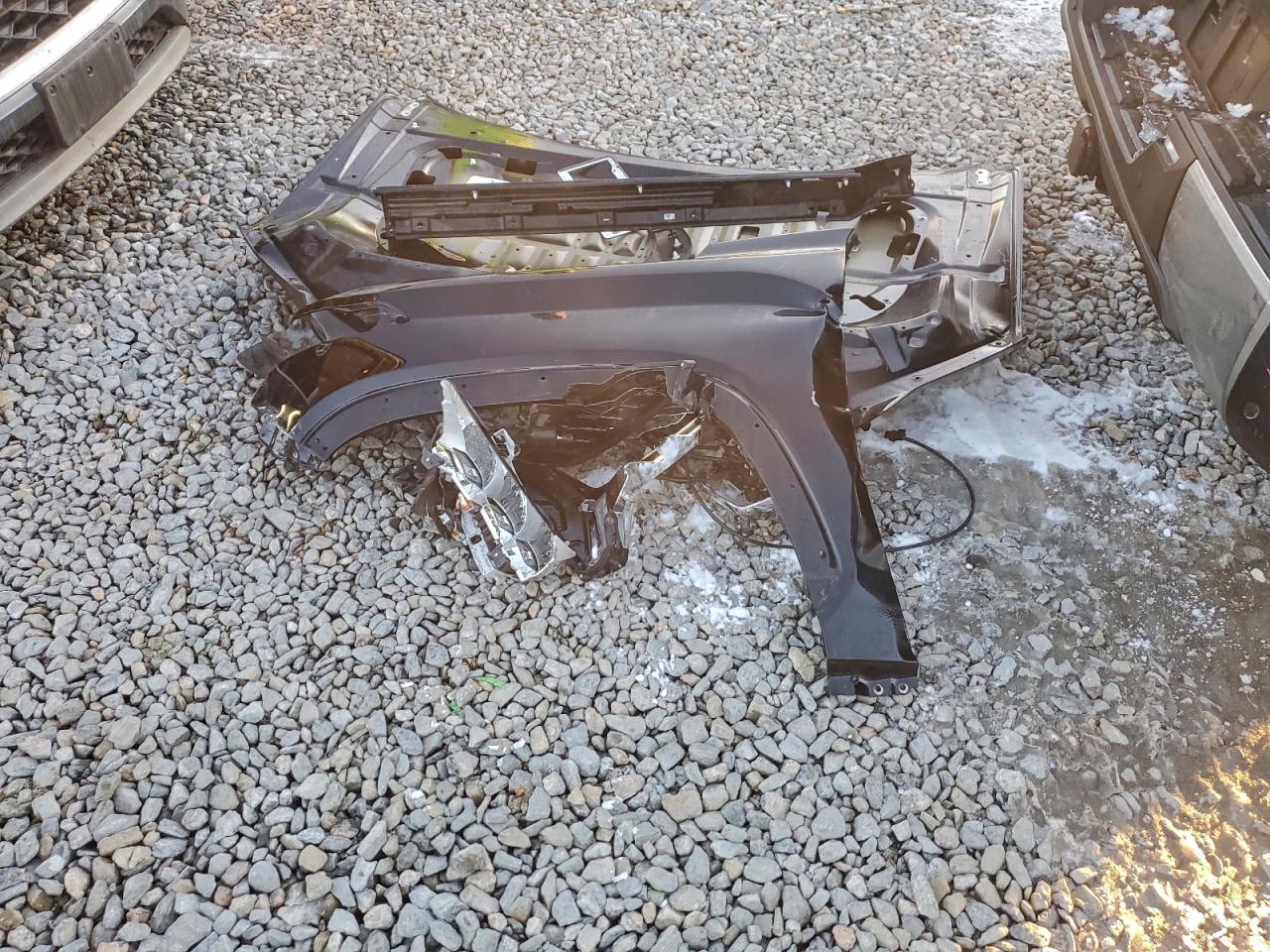 TOYOTA TUNDRA CREWMAX SR