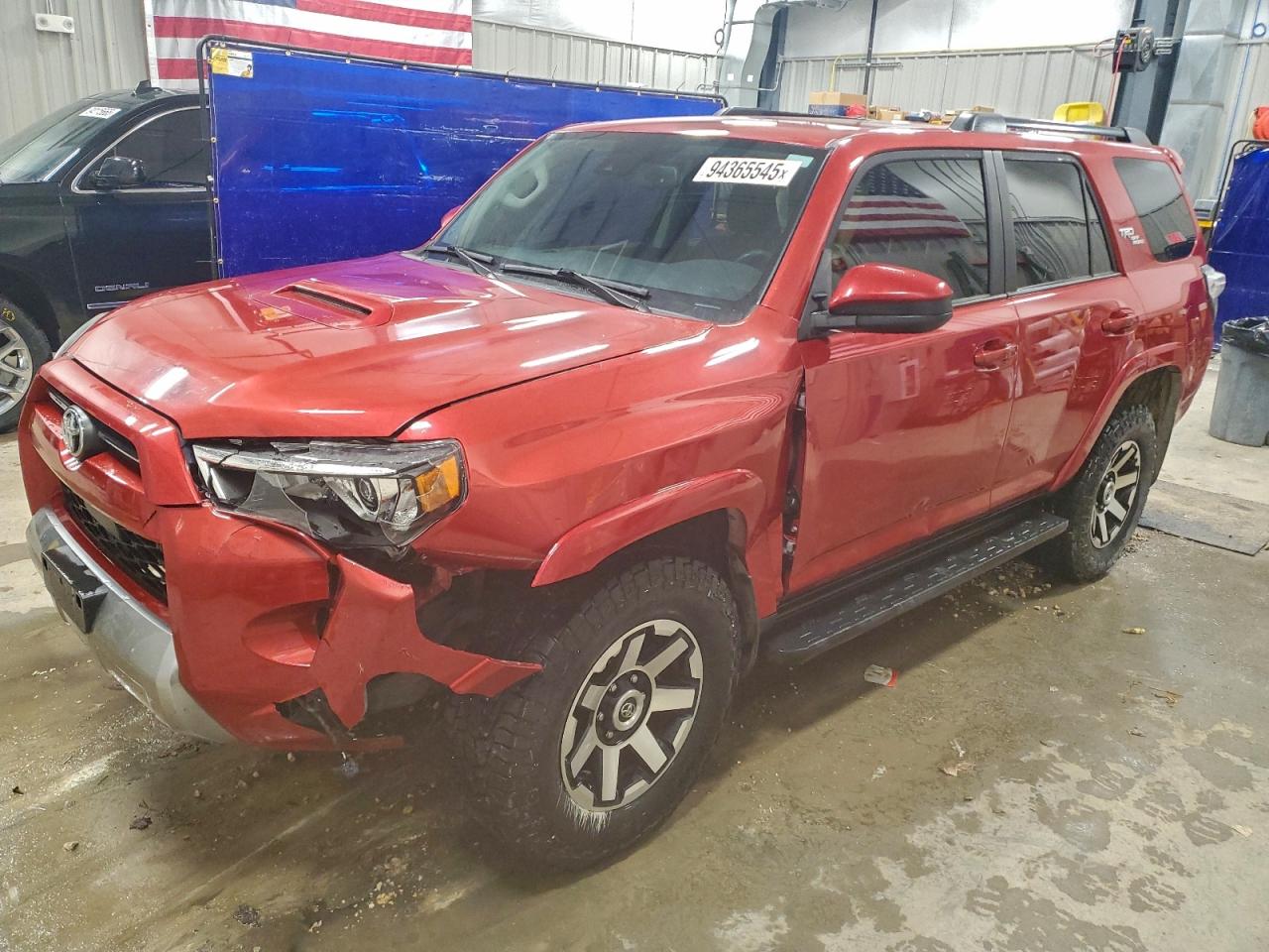 TOYOTA 4RUNNER SR5/SR5 PREMIUM