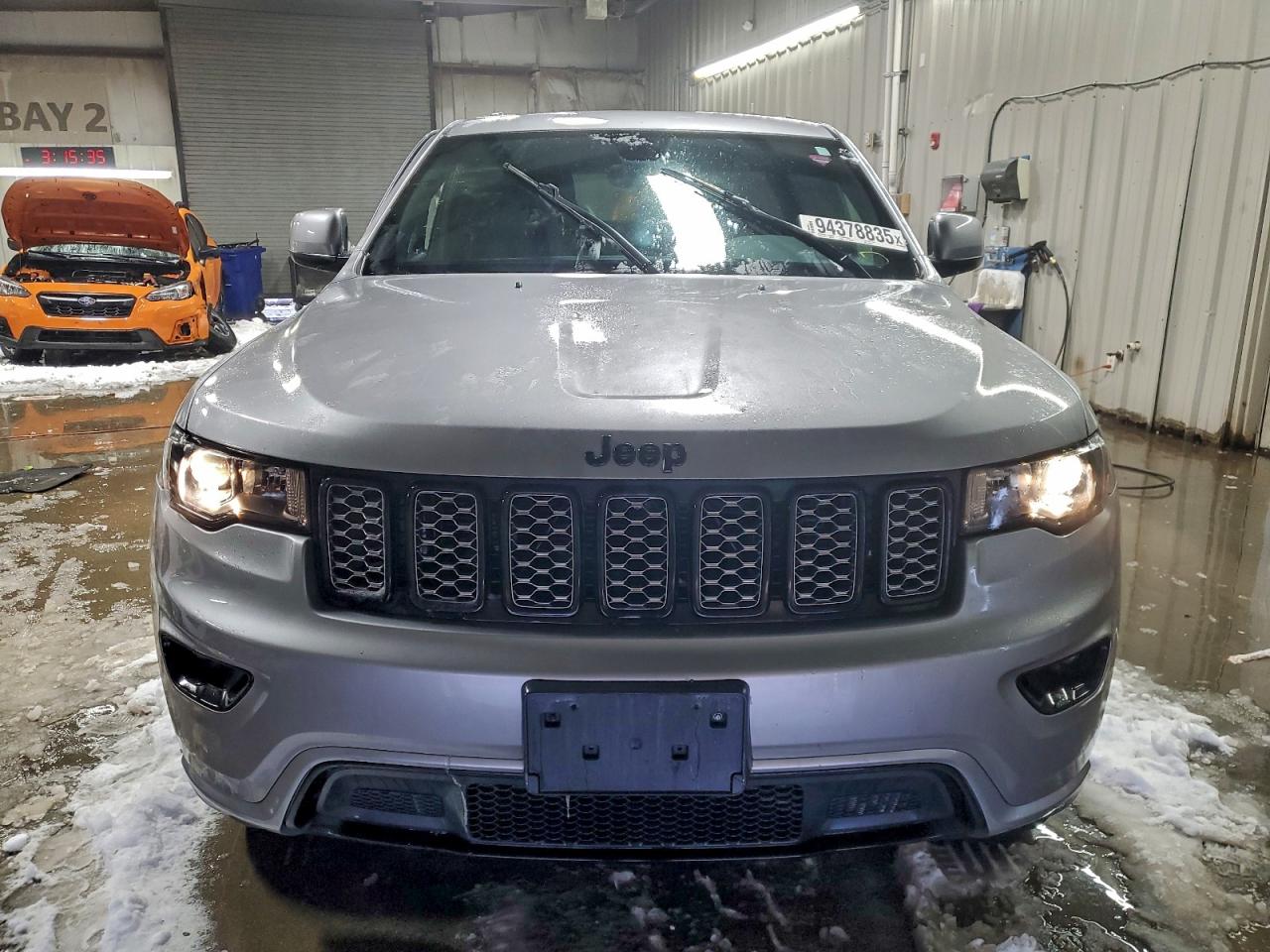 JEEP GRAND CHEROKEE LAREDO