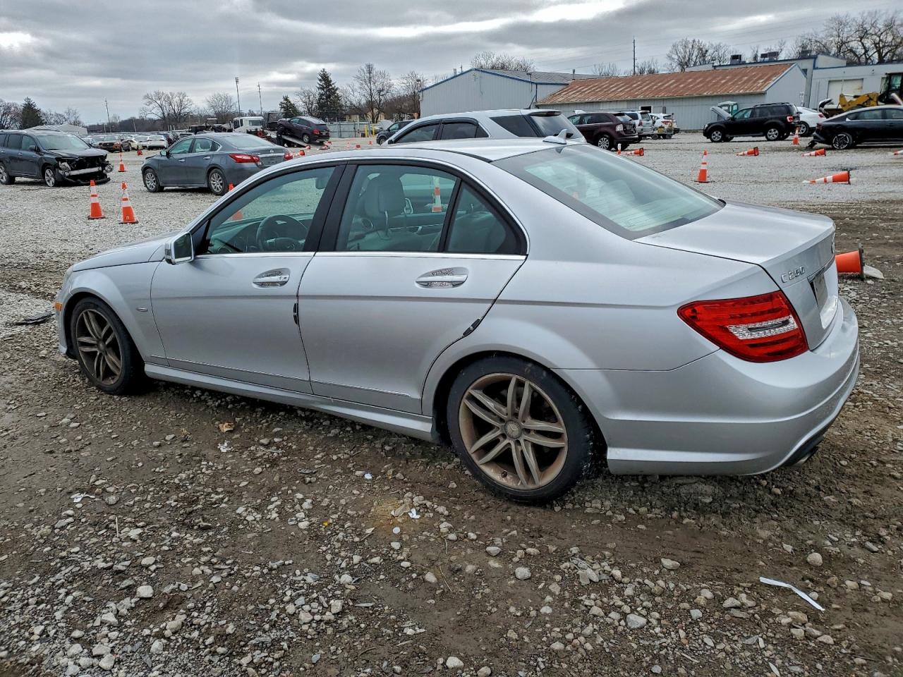 MERCEDES-BENZ C-CLASS 250