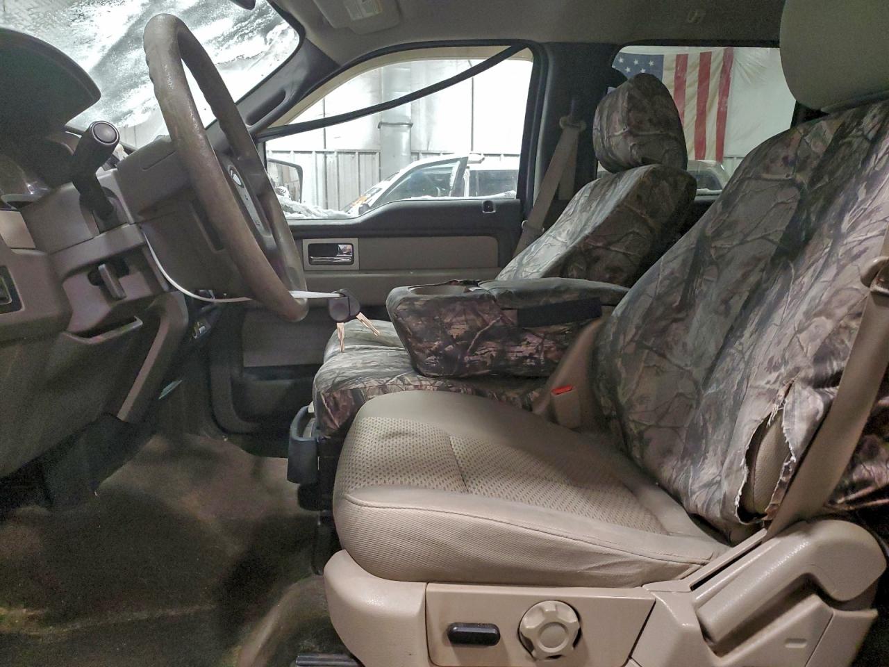 FORD F-150 SUPERCREW