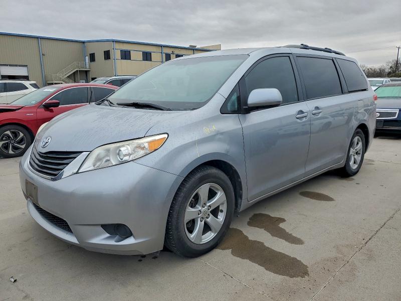 2012 TOYOTA SIENNA LE #3316981078