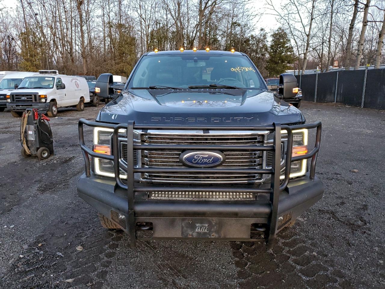 FORD F-350 SUPER DUTY