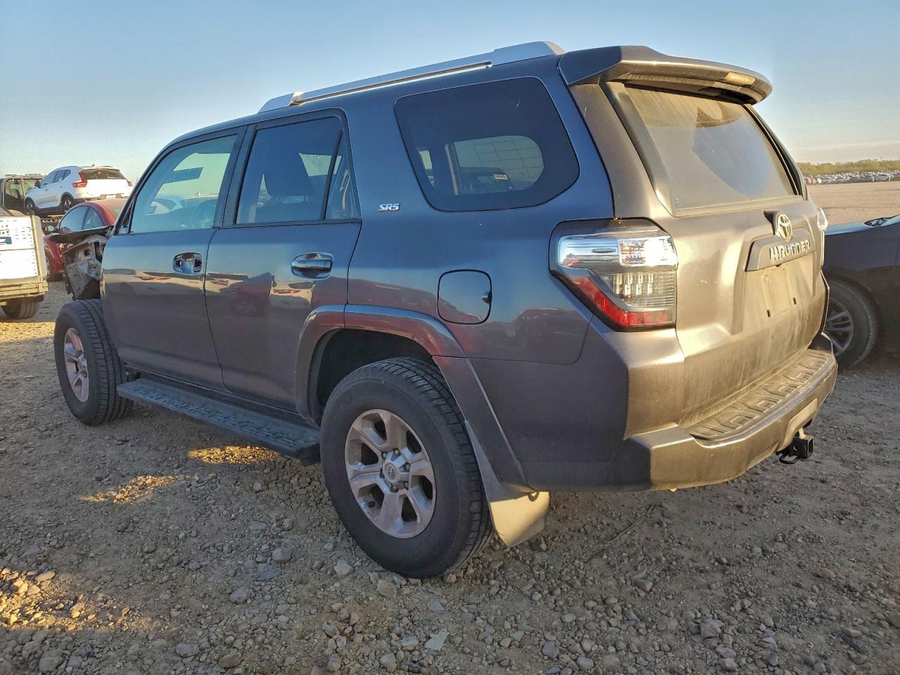 TOYOTA 4RUNNER SR5