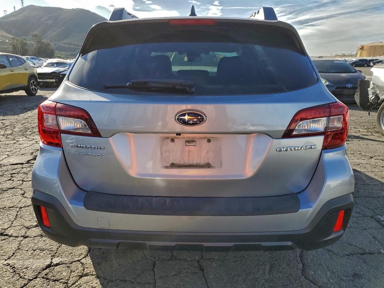 SUBARU OUTBACK 2.5I PREMIUM