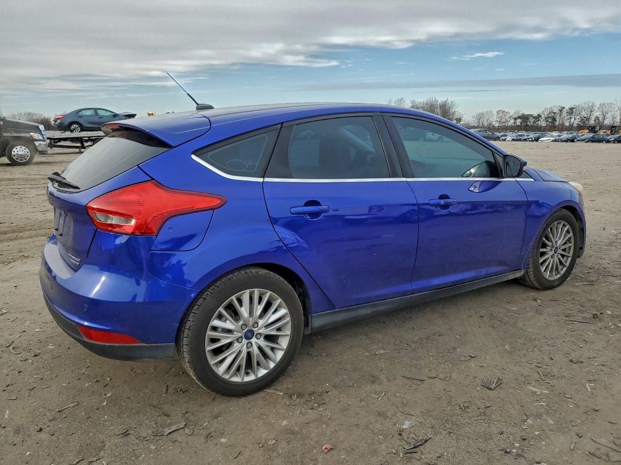 FORD FOCUS TITANIUM