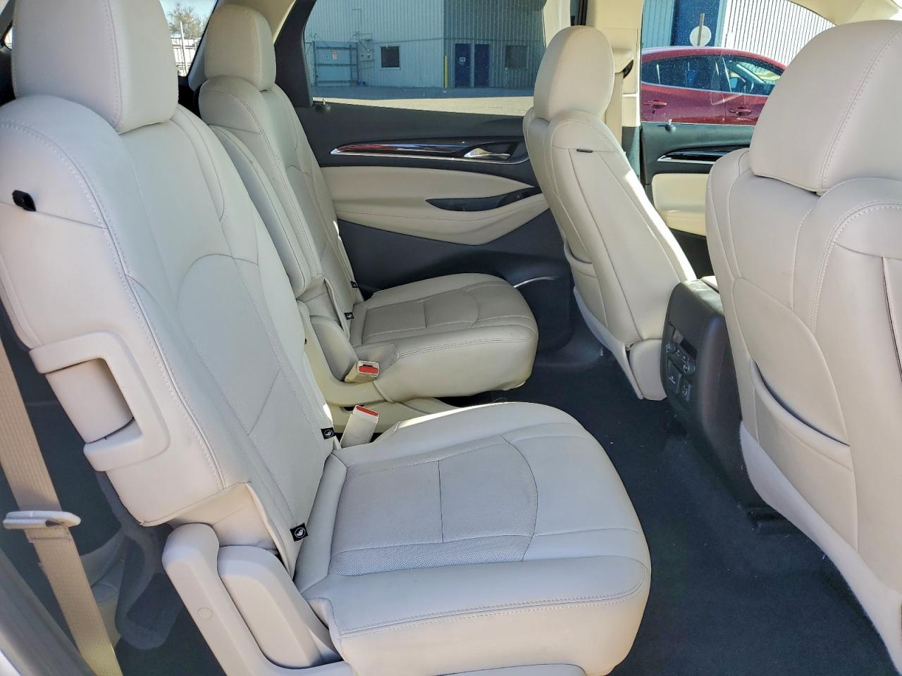 BUICK ENCLAVE ESSENCE