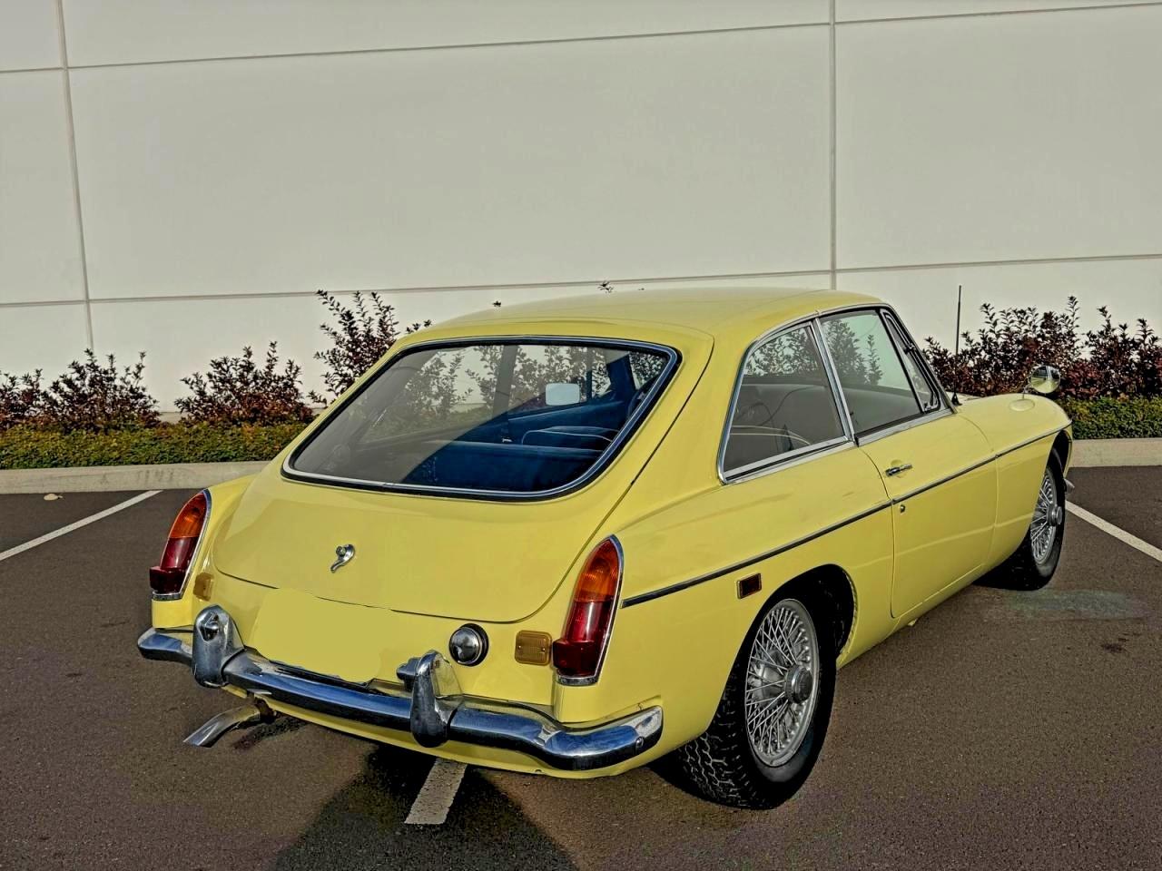 Lot #3315711352 1969 MGB GT