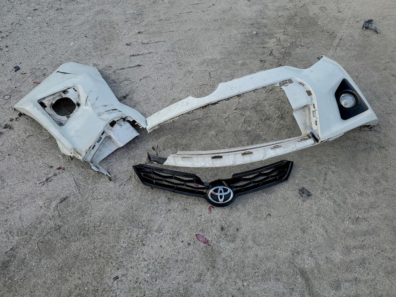 Lot #3315938087 2015 TOYOTA COROLLA L