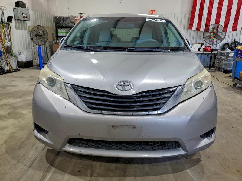 2011 TOYOTA SIENNA LE #3312259782