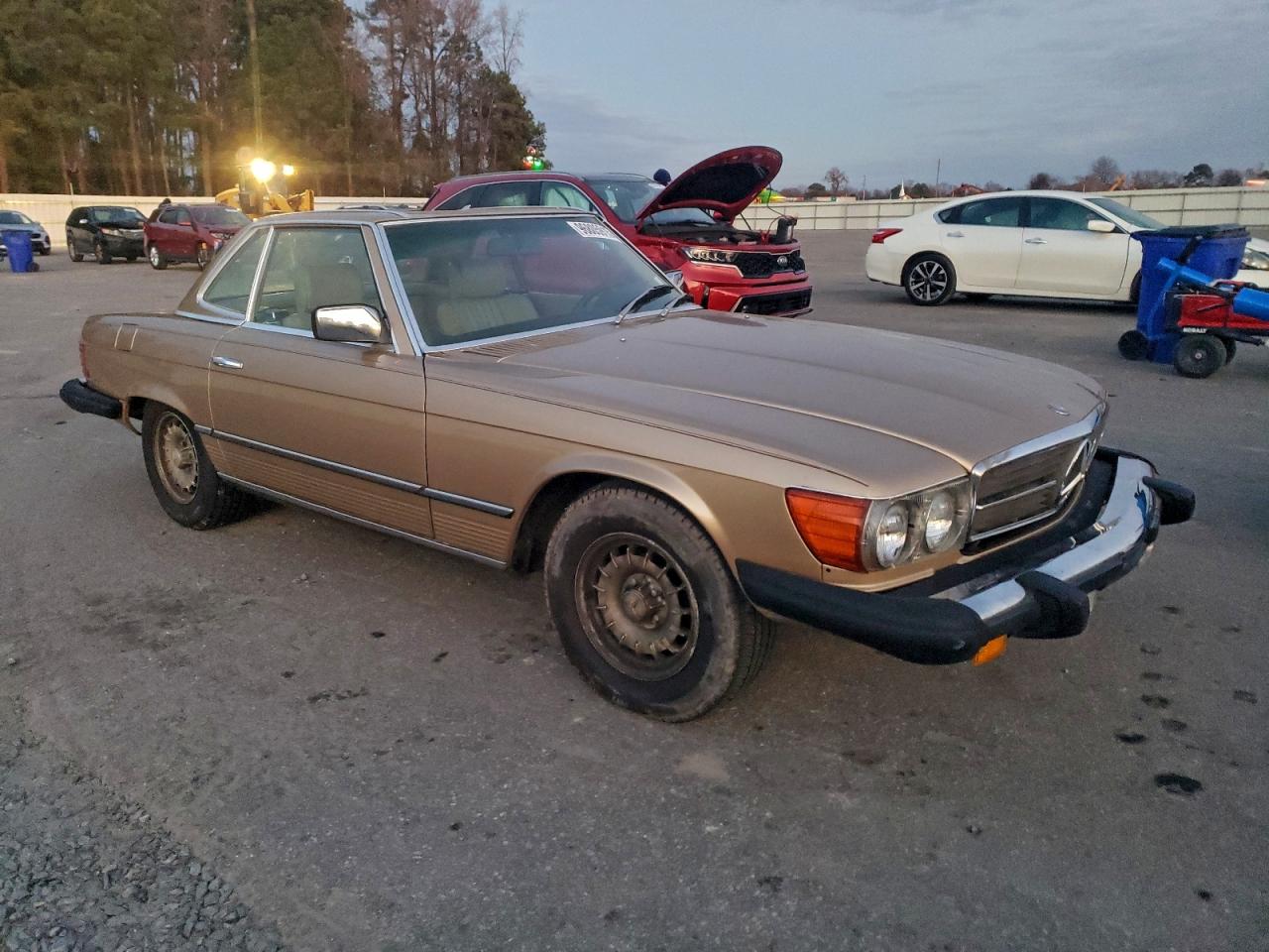 Lot #3316738403 1982 MERCEDES-BENZ 380 SL