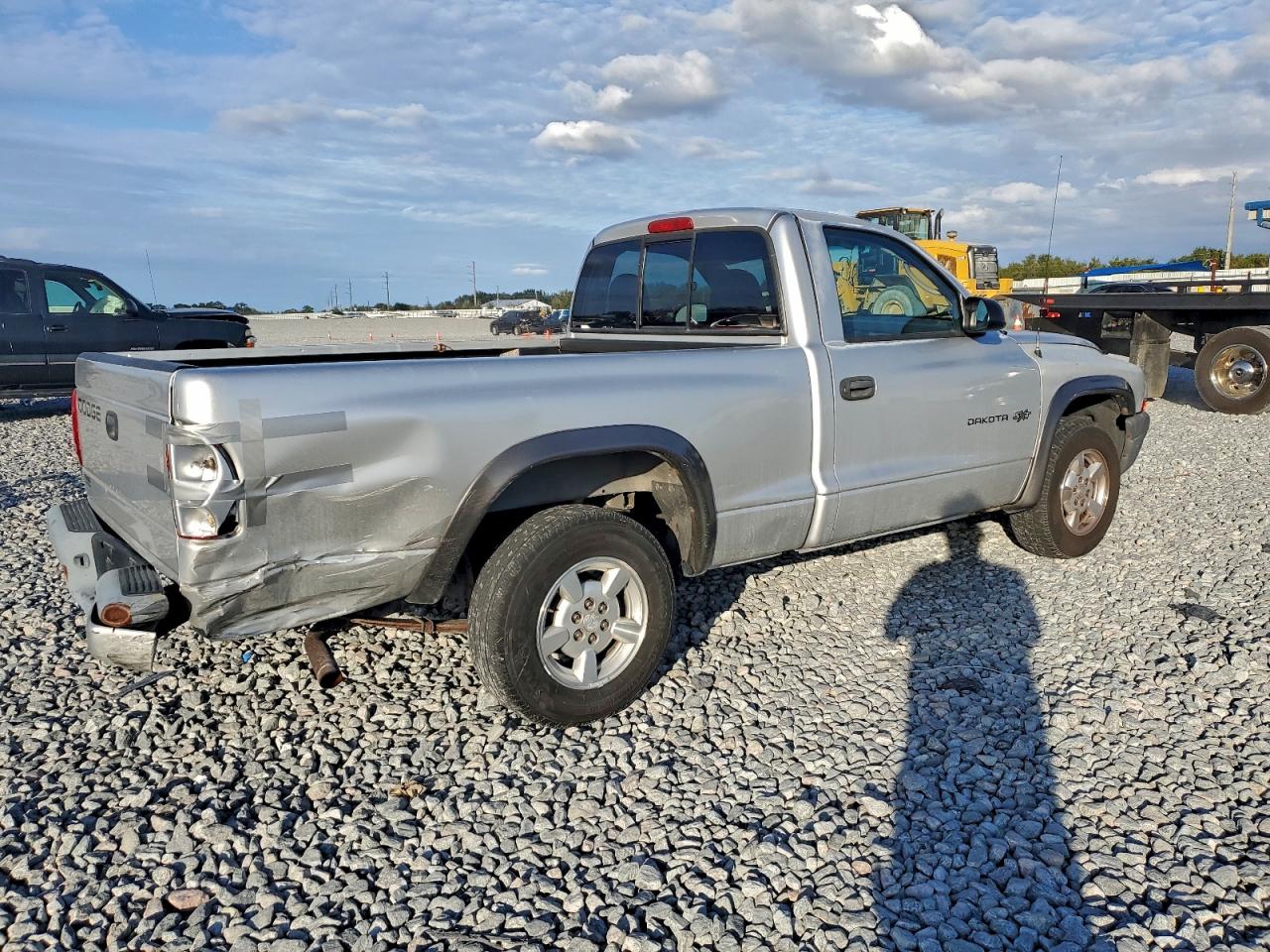 Lot #3302913079 2001 DODGE DAKOTA