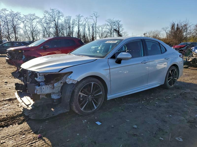 2019 TOYOTA CAMRY XSE #3305582155
