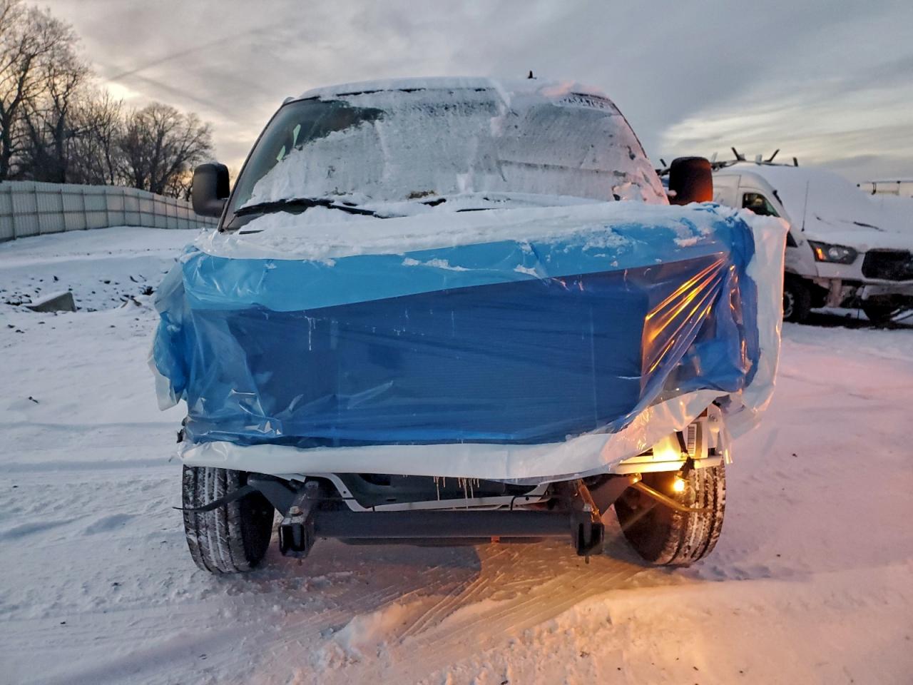 Lot #3319165519 2025 GMC SAVANA G25