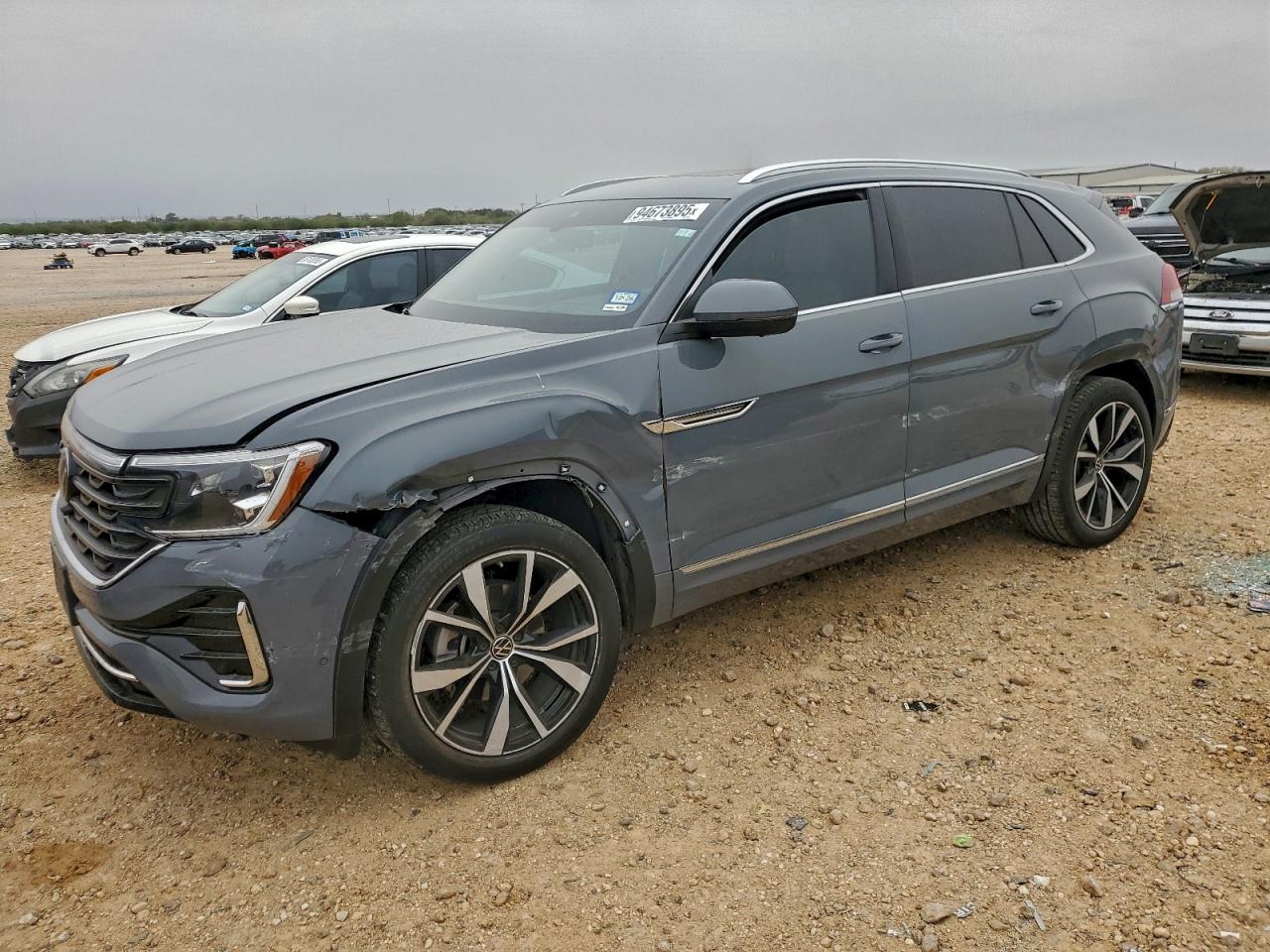 VOLKSWAGEN ATLAS CROSS SPORT SEL PREMIUM R-LINE