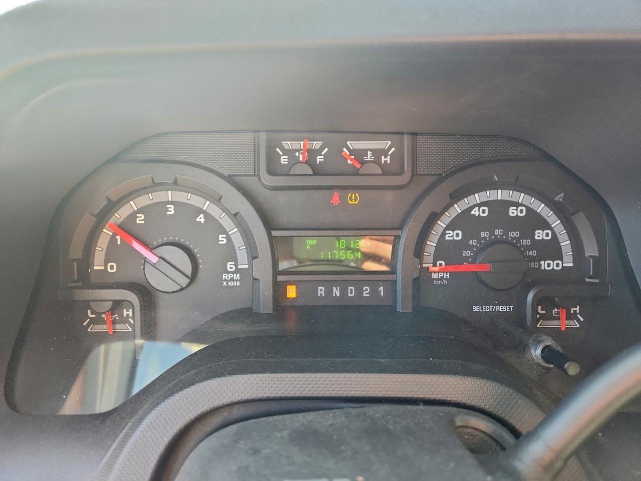 FORD ECONOLINE E250 VAN