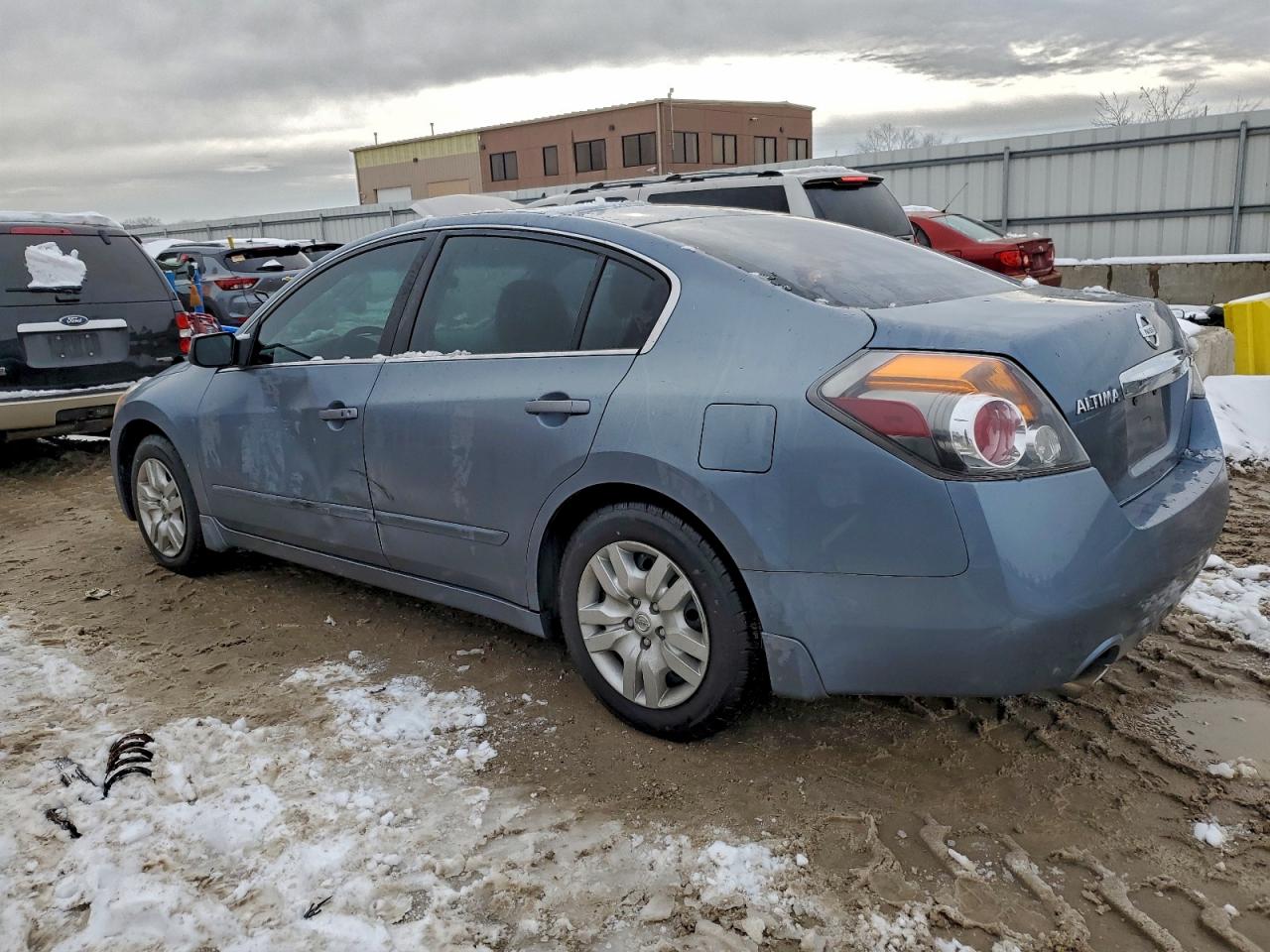 NISSAN ALTIMA BASE