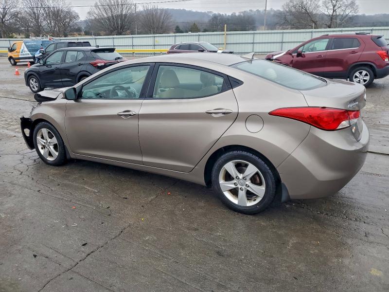 2013 HYUNDAI ELANTRA GL #3308408336