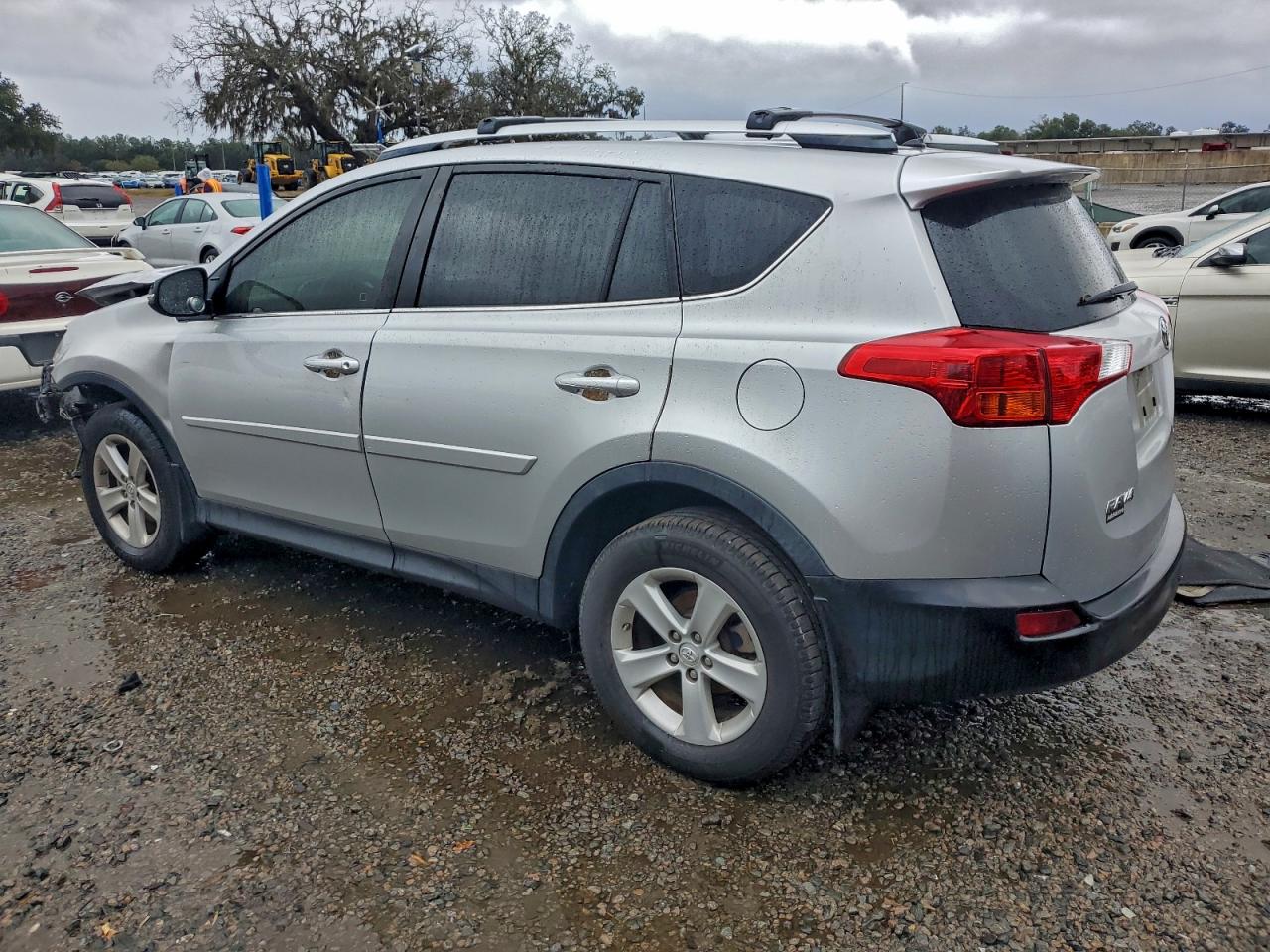 TOYOTA RAV4 XLE