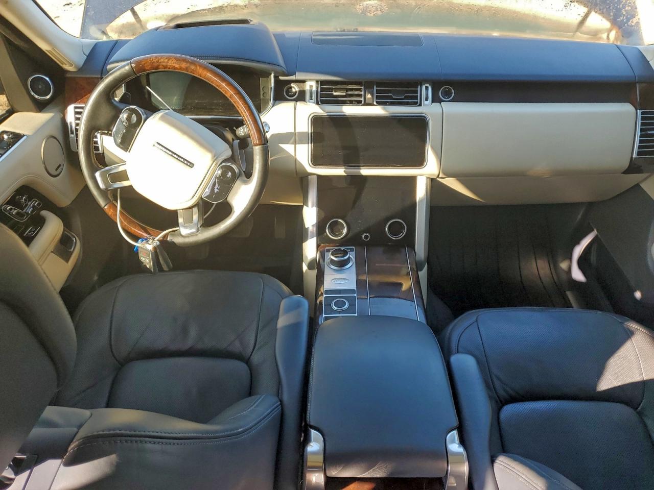 LAND ROVER RANGE ROVER P525 HSE