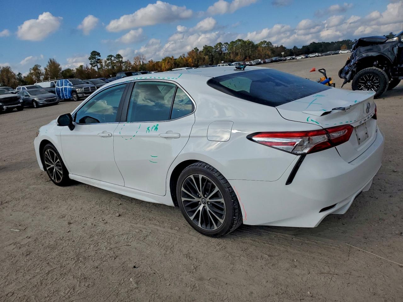 TOYOTA CAMRY SE