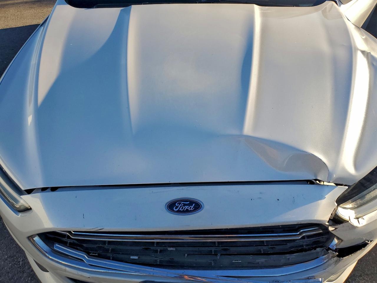 FORD FUSION SE HYBRID