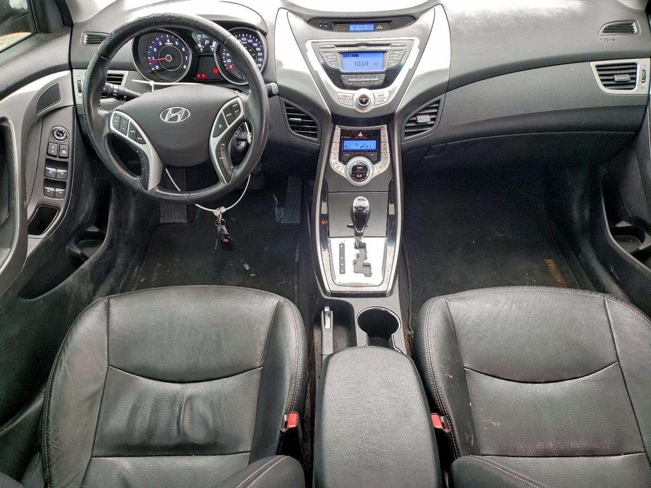 HYUNDAI ELANTRA GLS