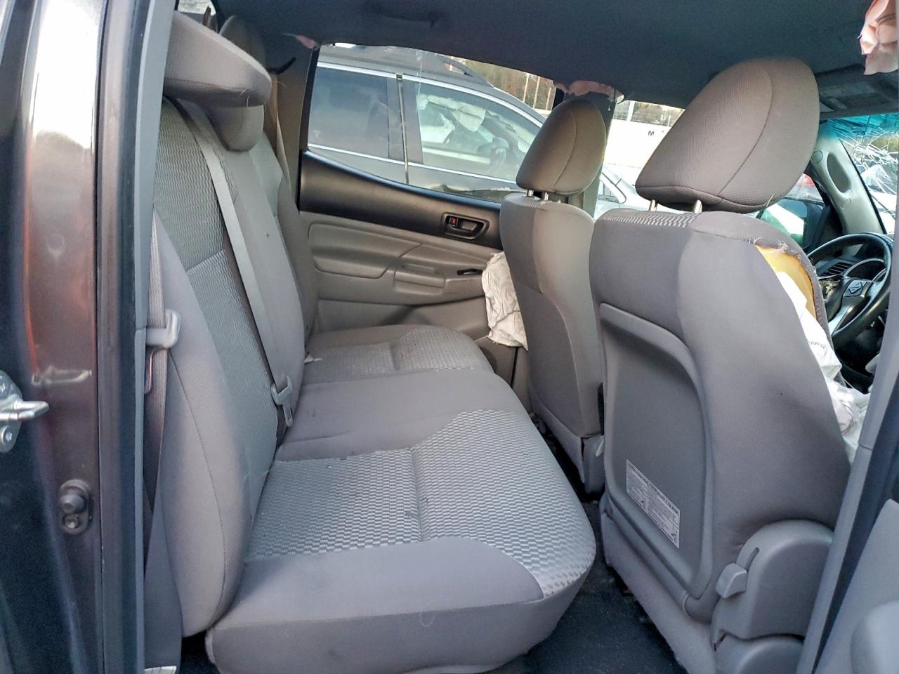 Lot #3304539451 2015 TOYOTA TACOMA DOU