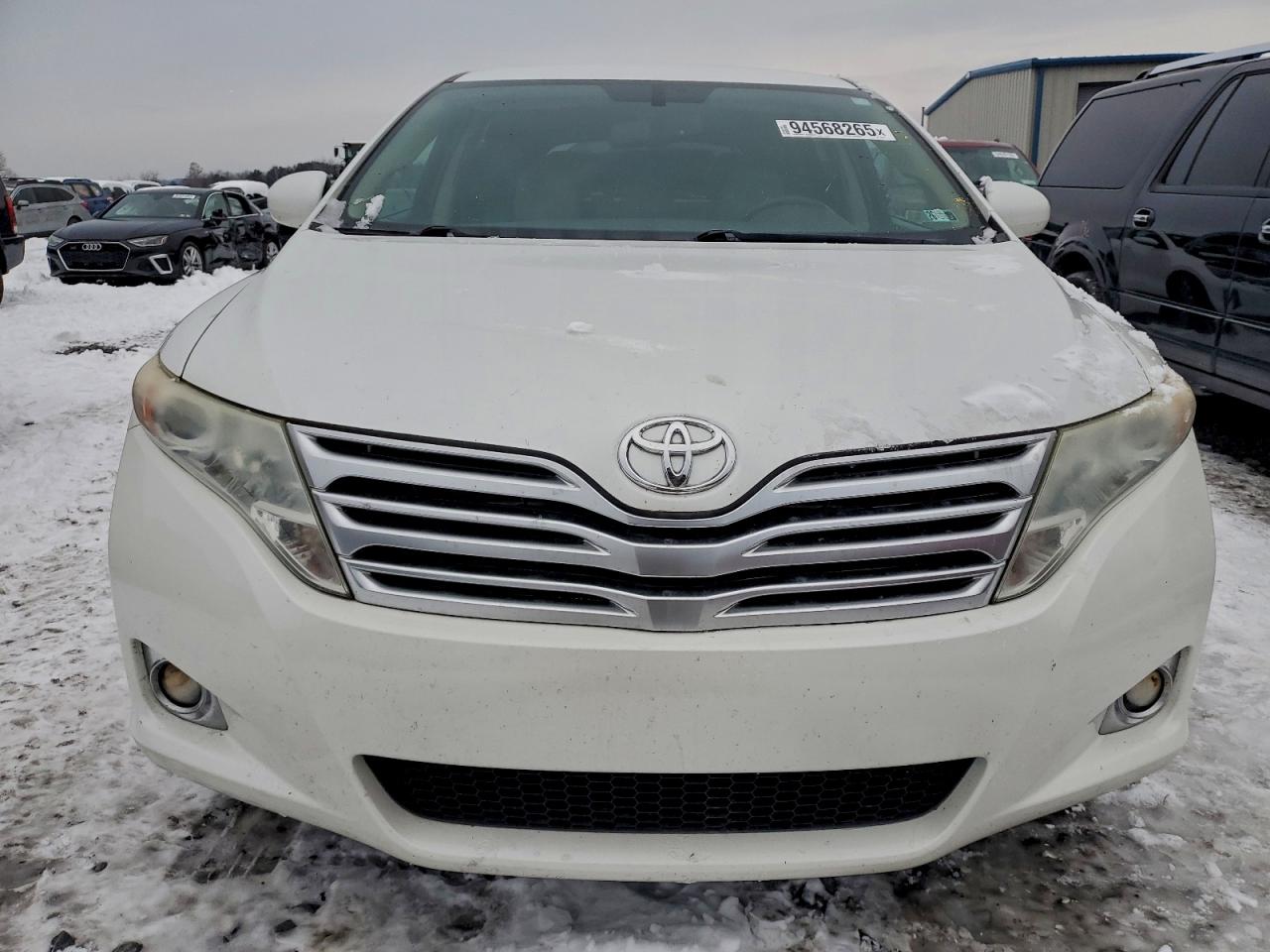 TOYOTA VENZA LE