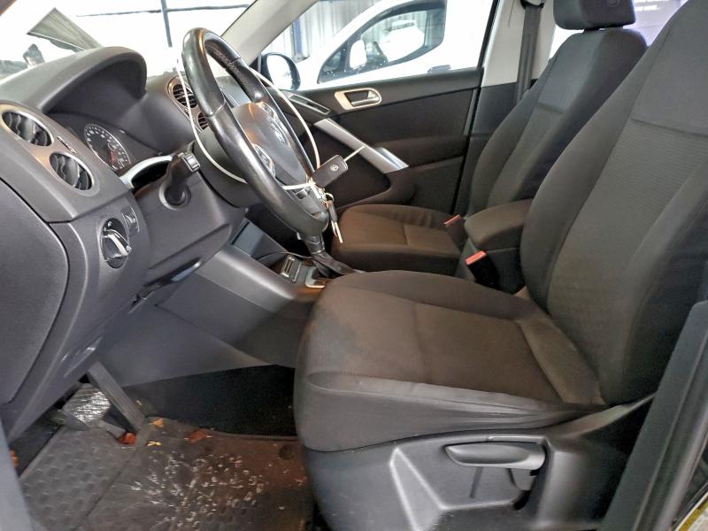 2013 VOLKSWAGEN TIGUAN S #3310417998