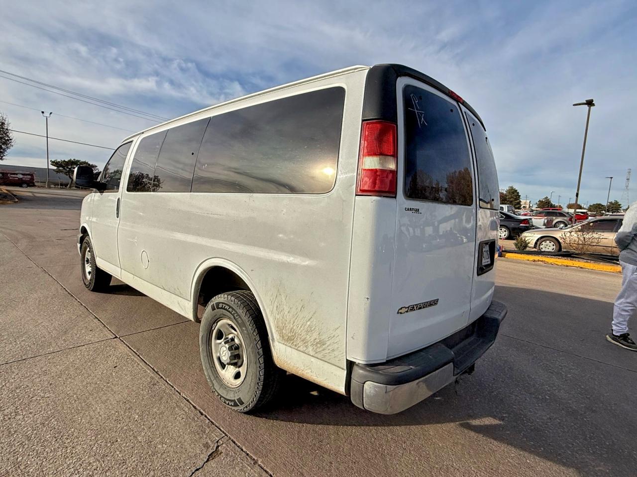 CHEVROLET EXPRESS LT