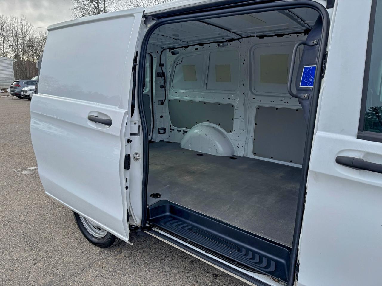 MERCEDES-BENZ METRIS