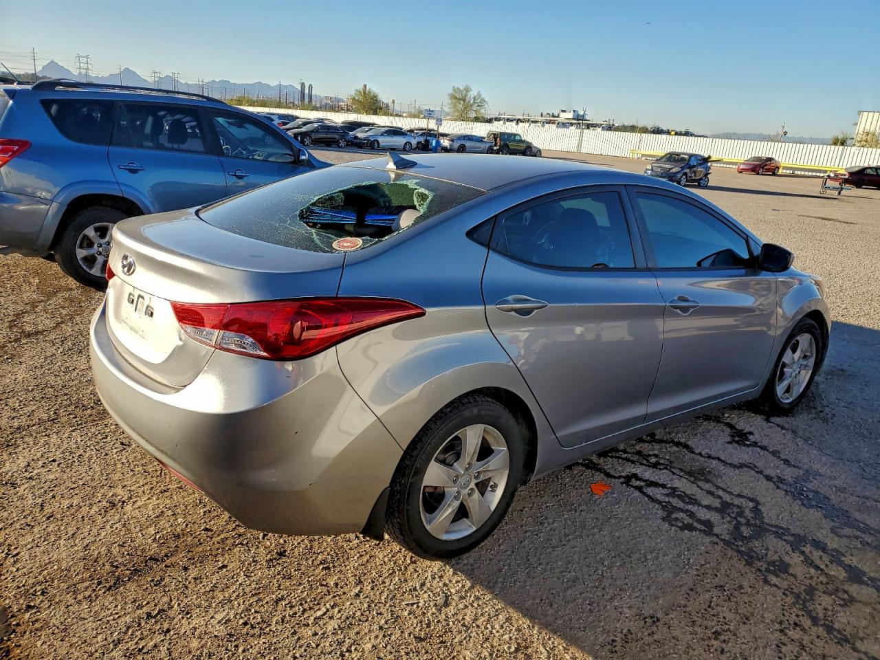 HYUNDAI ELANTRA GLS