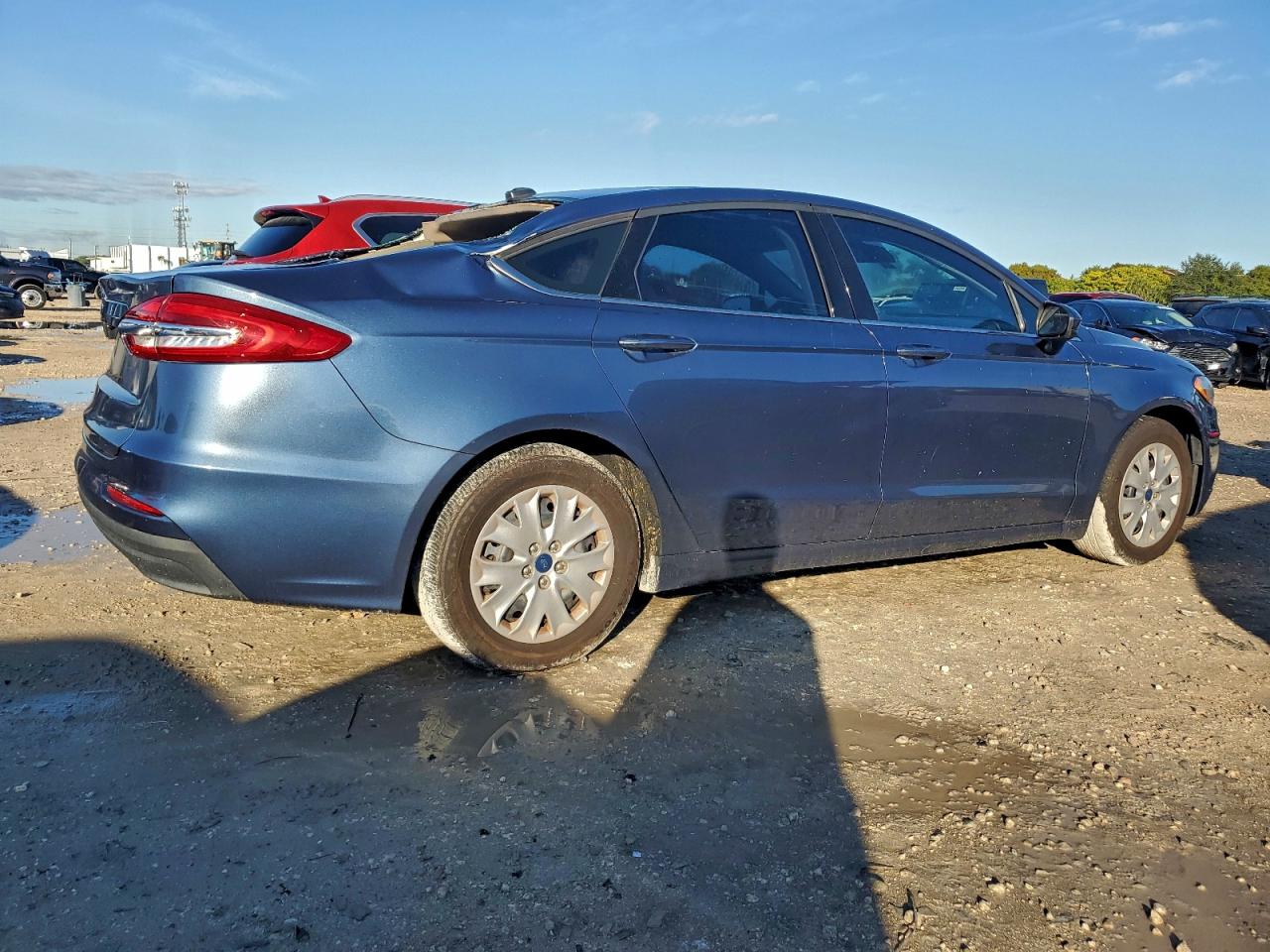 Lot #3310325007 2019 FORD FUSION S