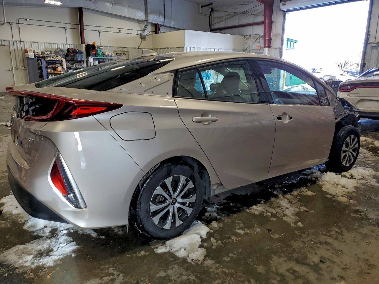 TOYOTA PRIUS PRIME LE