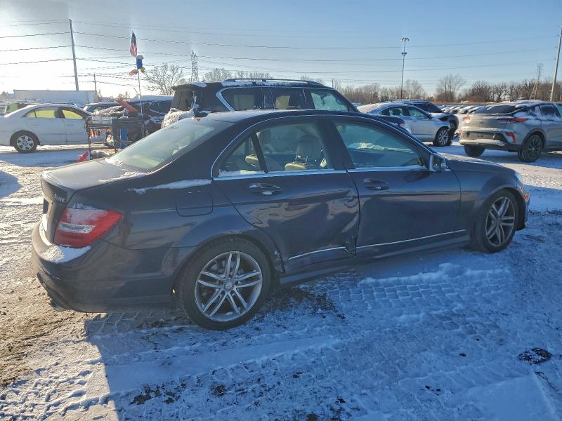 2013 MERCEDES-BENZ C 300 4MAT #3305331370