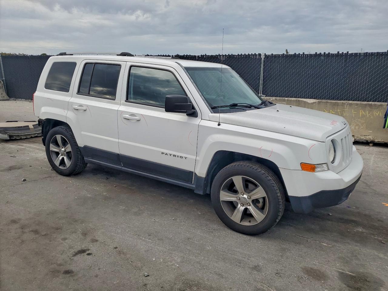 JEEP PATRIOT LATITUDE