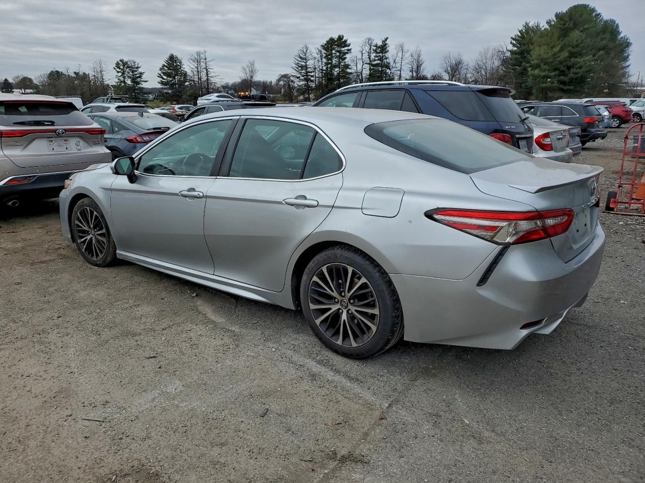 TOYOTA CAMRY L