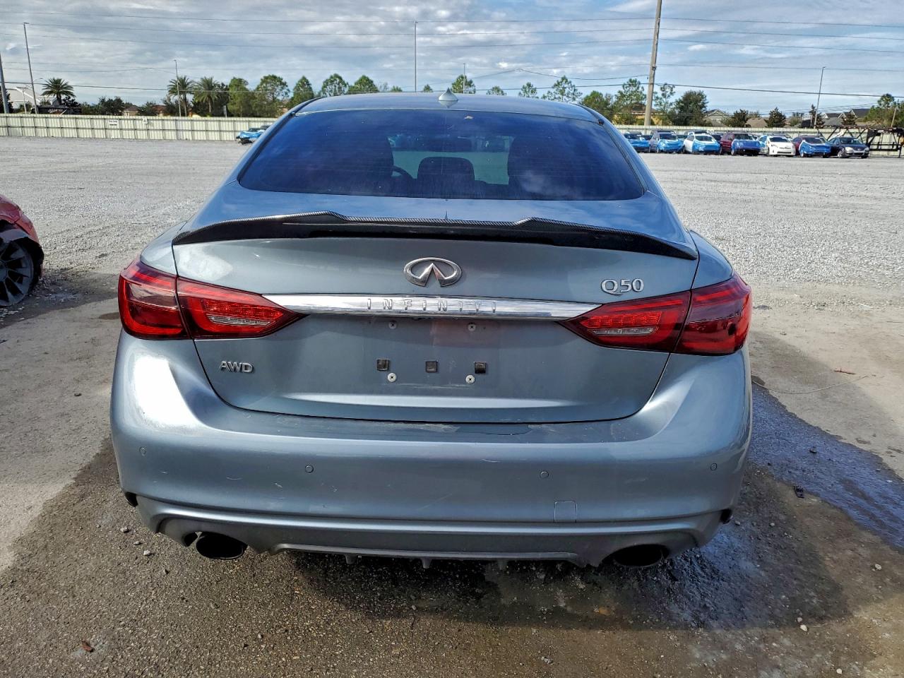 INFINITI Q50 LUXE