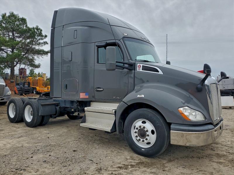 2020 KENWORTH CONSTRUCT #3305810271