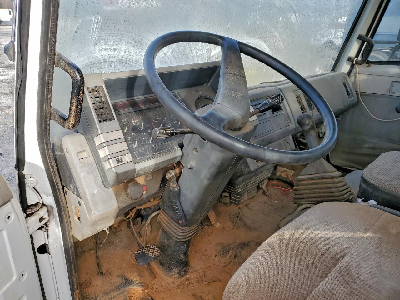 Lot #3310382990 1995 ISUZU FRR