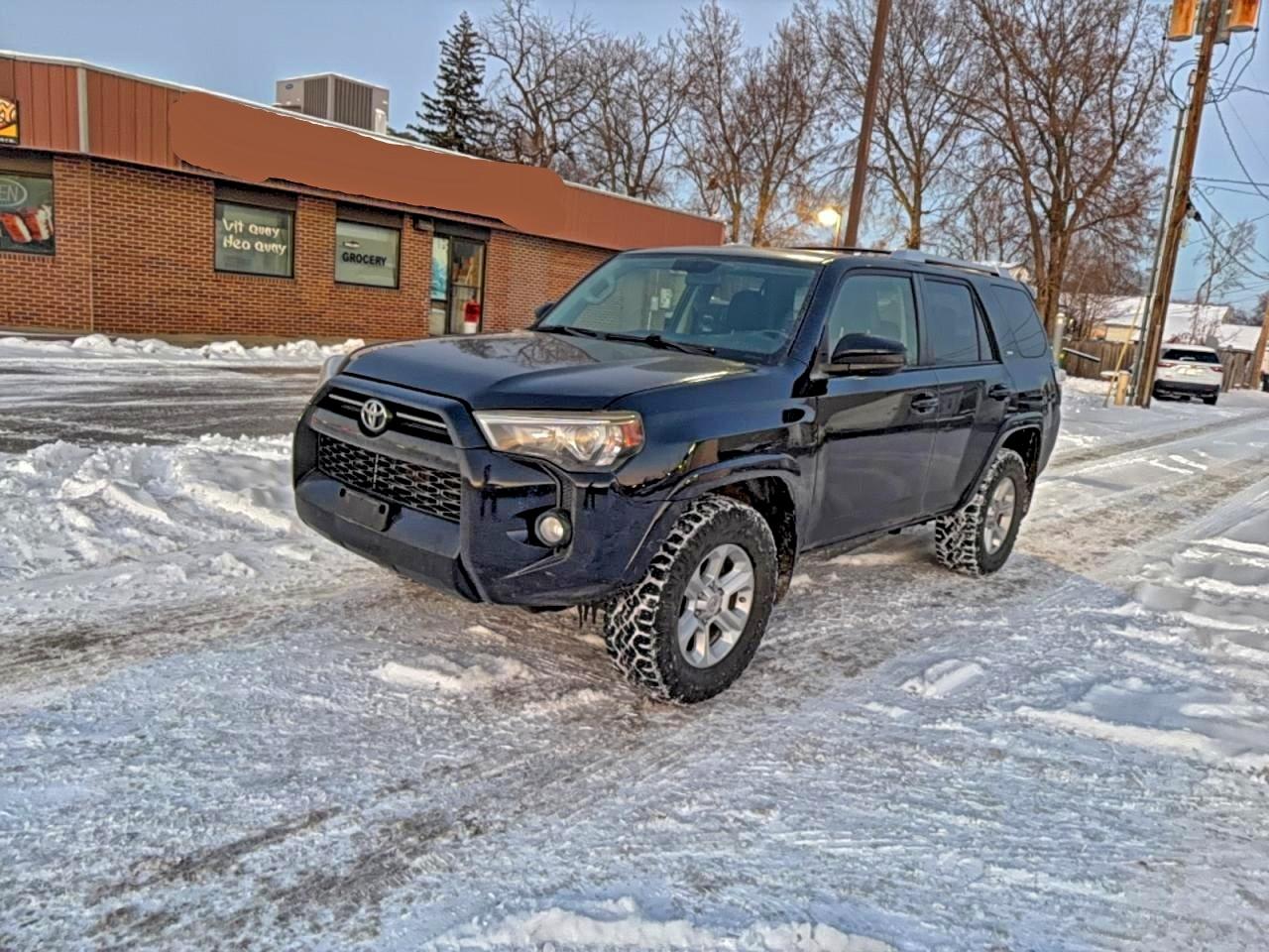 TOYOTA 4RUNNER SR5/SR5 PREMIUM