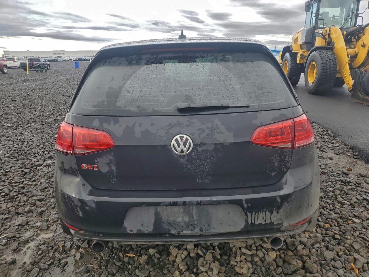 Lot #3318108384 2017 VOLKSWAGEN GTI S/SE