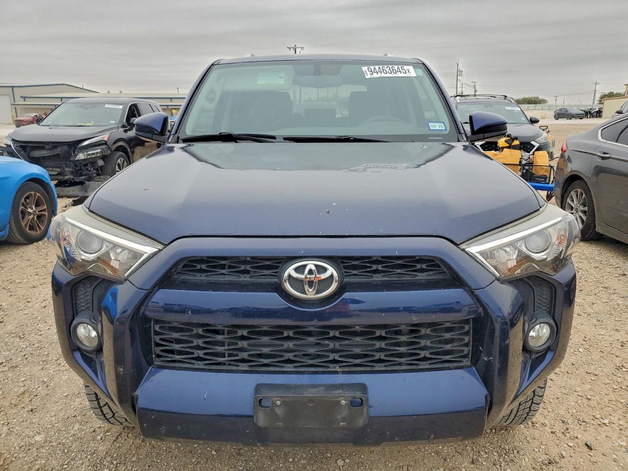 TOYOTA 4RUNNER SR5