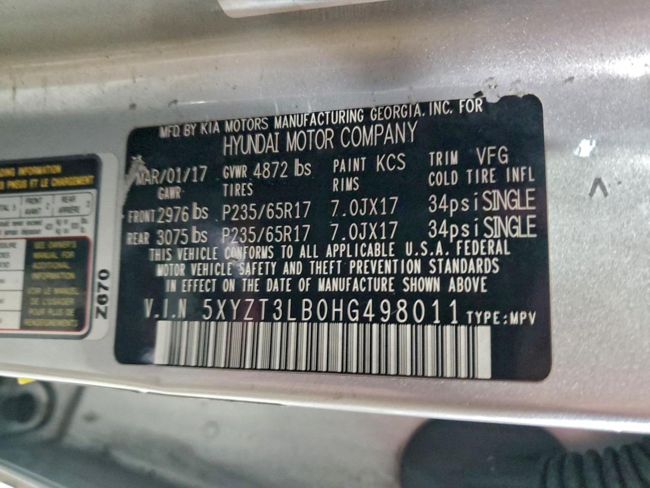 Lot #3311583804 2017 HYUNDAI SANTA FE S