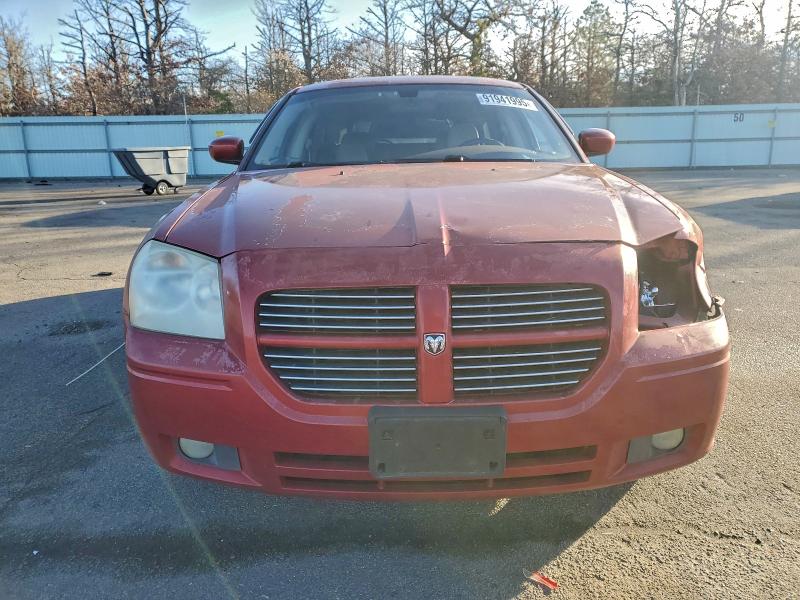 2005 DODGE MAGNUM SXT #3301748384