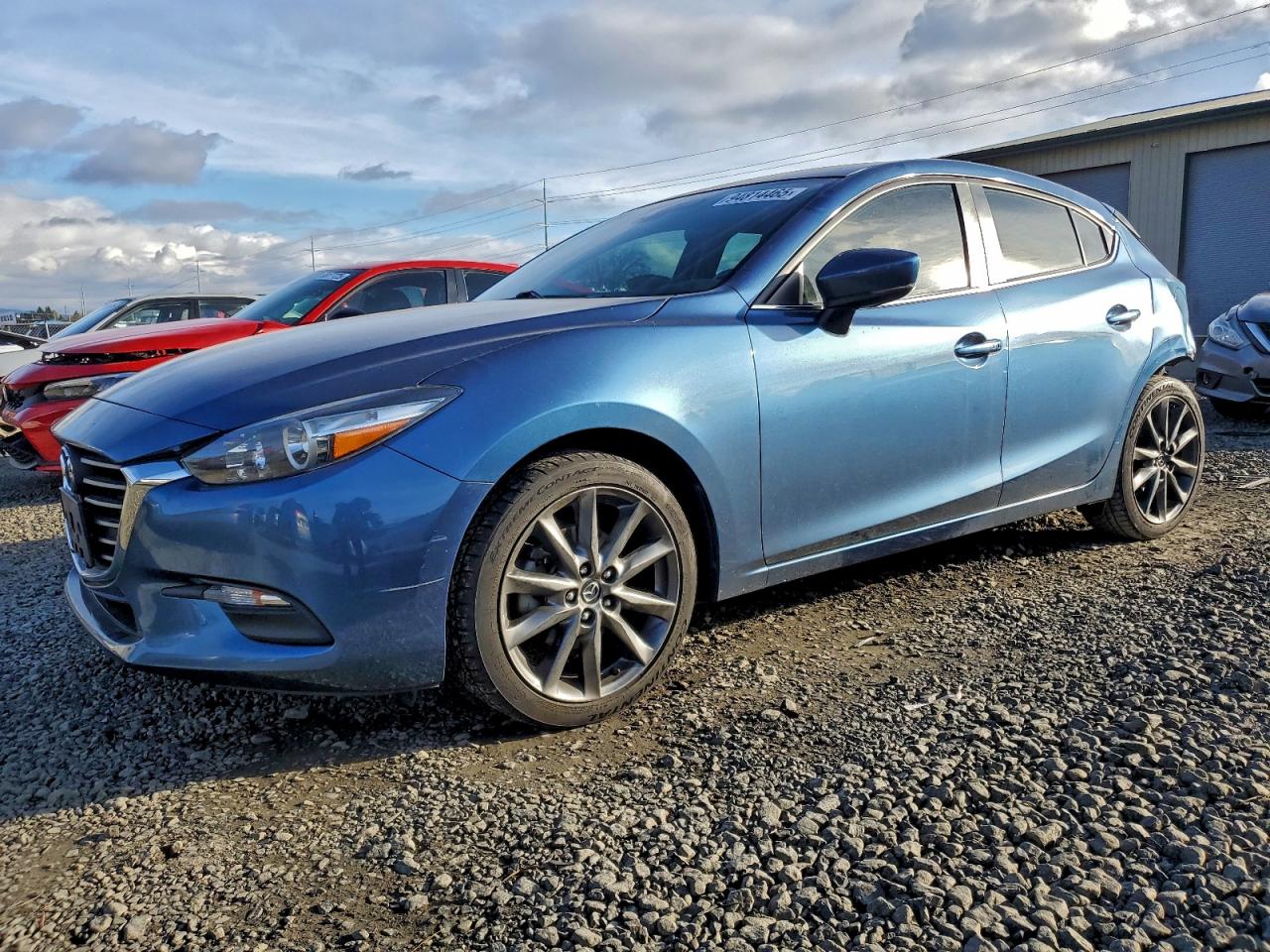 MAZDA 3 TOURING