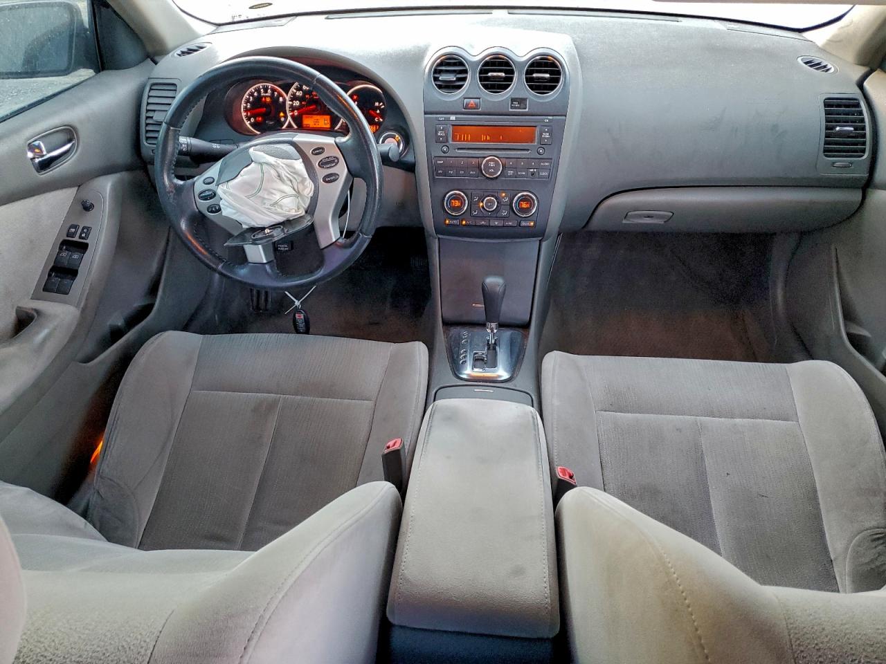 NISSAN ALTIMA BASE