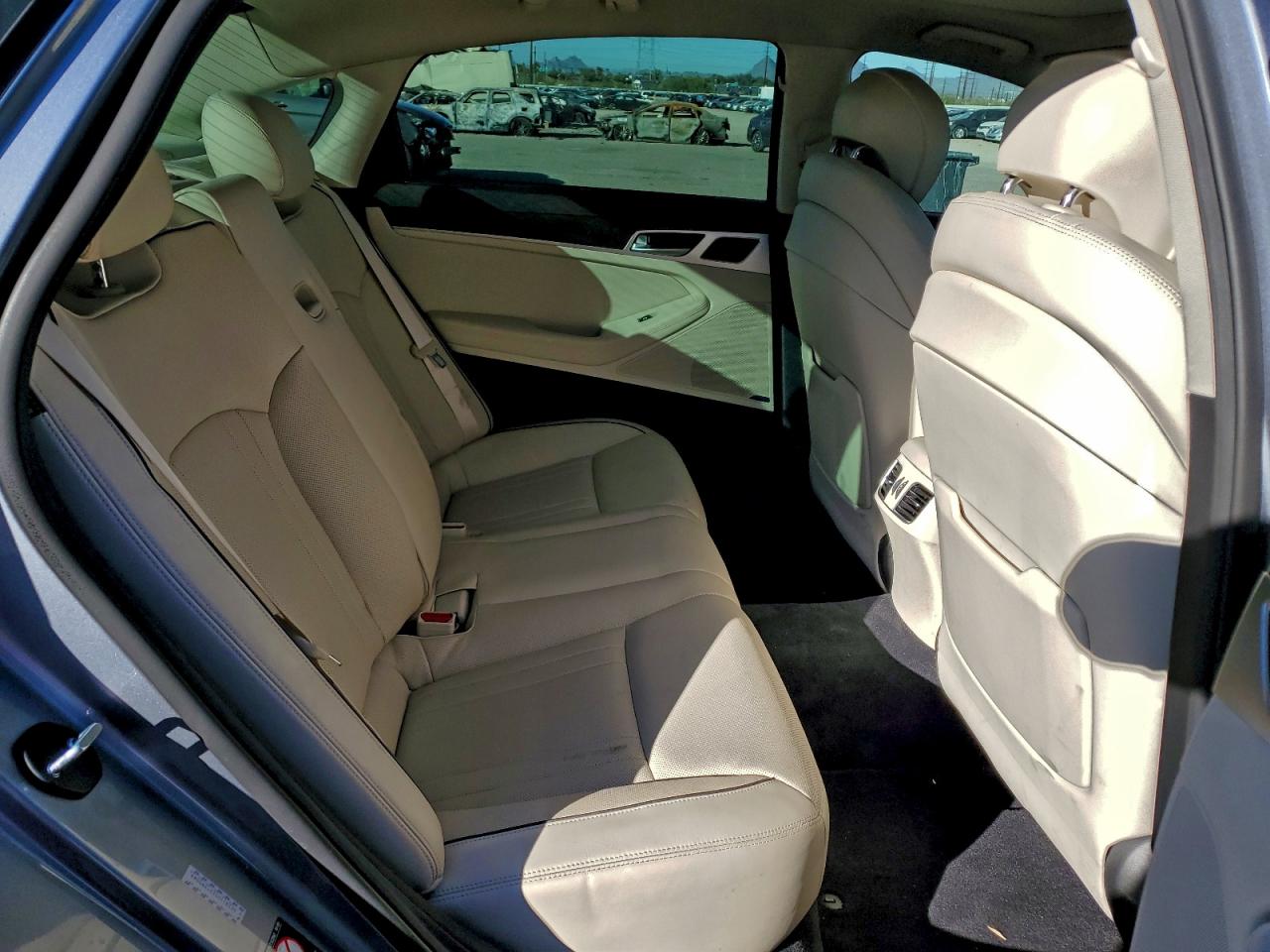 Lot #3317100989 2016 HYUNDAI GENESIS 3.