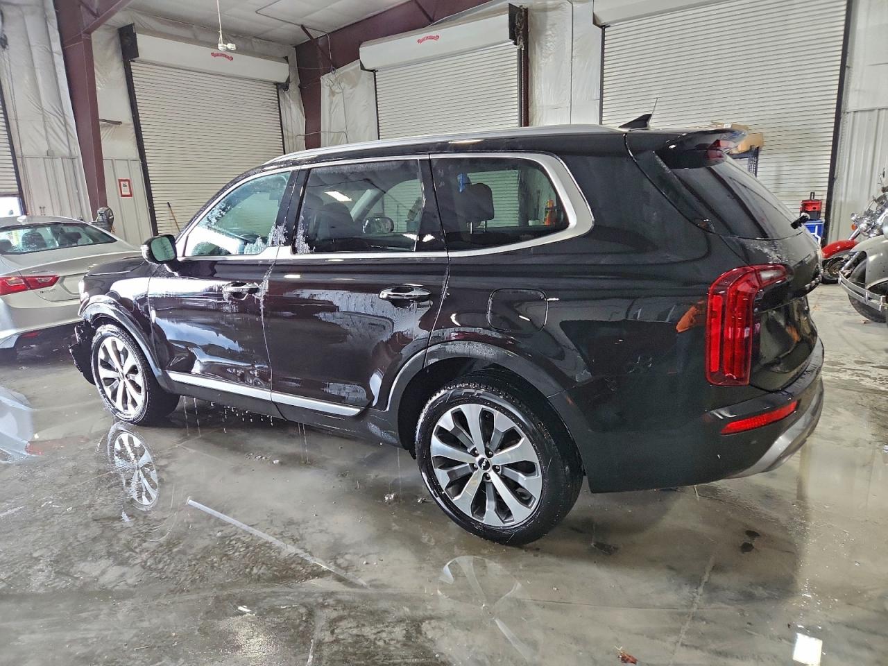 KIA TELLURIDE S